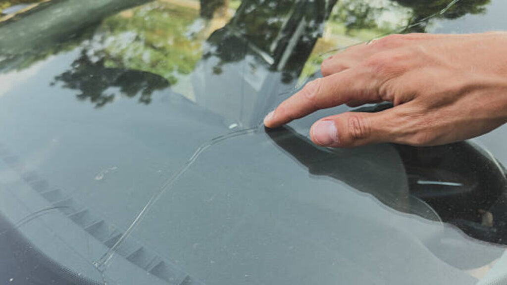 Common Auto Glass Issues in Pleasanton 1 auto glass repair Pleasanton